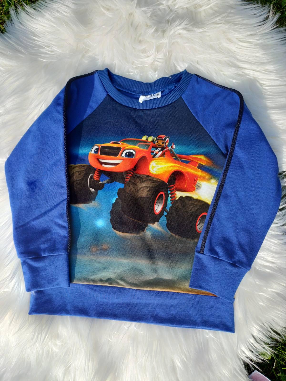 Džemperis " Blyksnis"