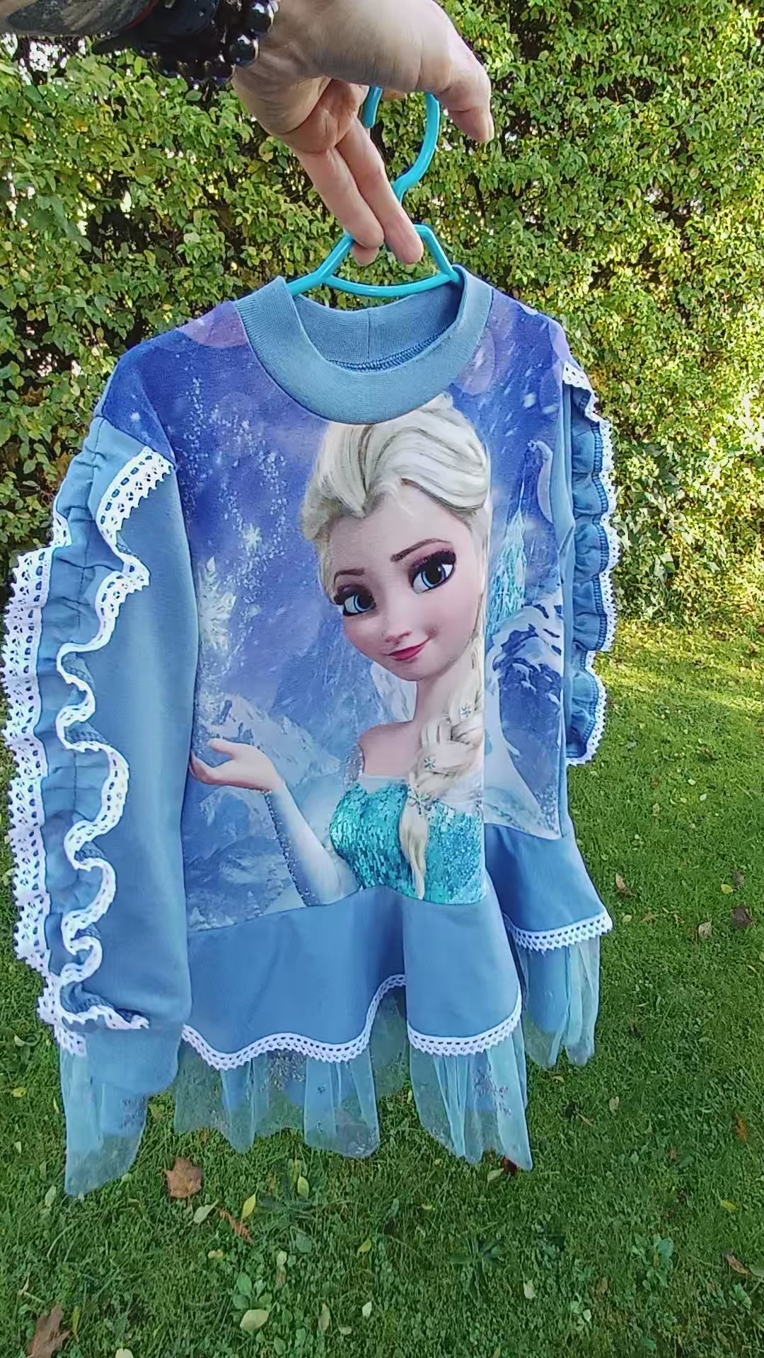 Suknelė "Elza tarp snaigių"