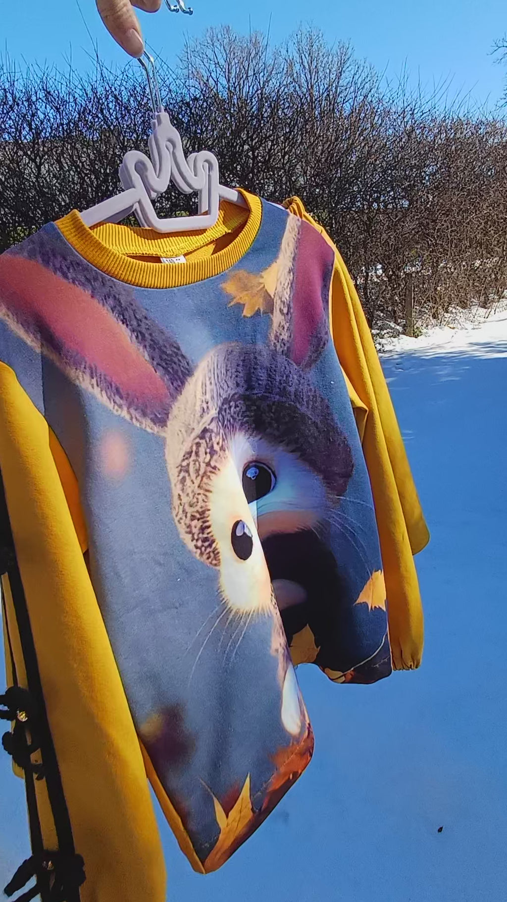 Proginis kostiumėlis mergaitei - Velykų šventei