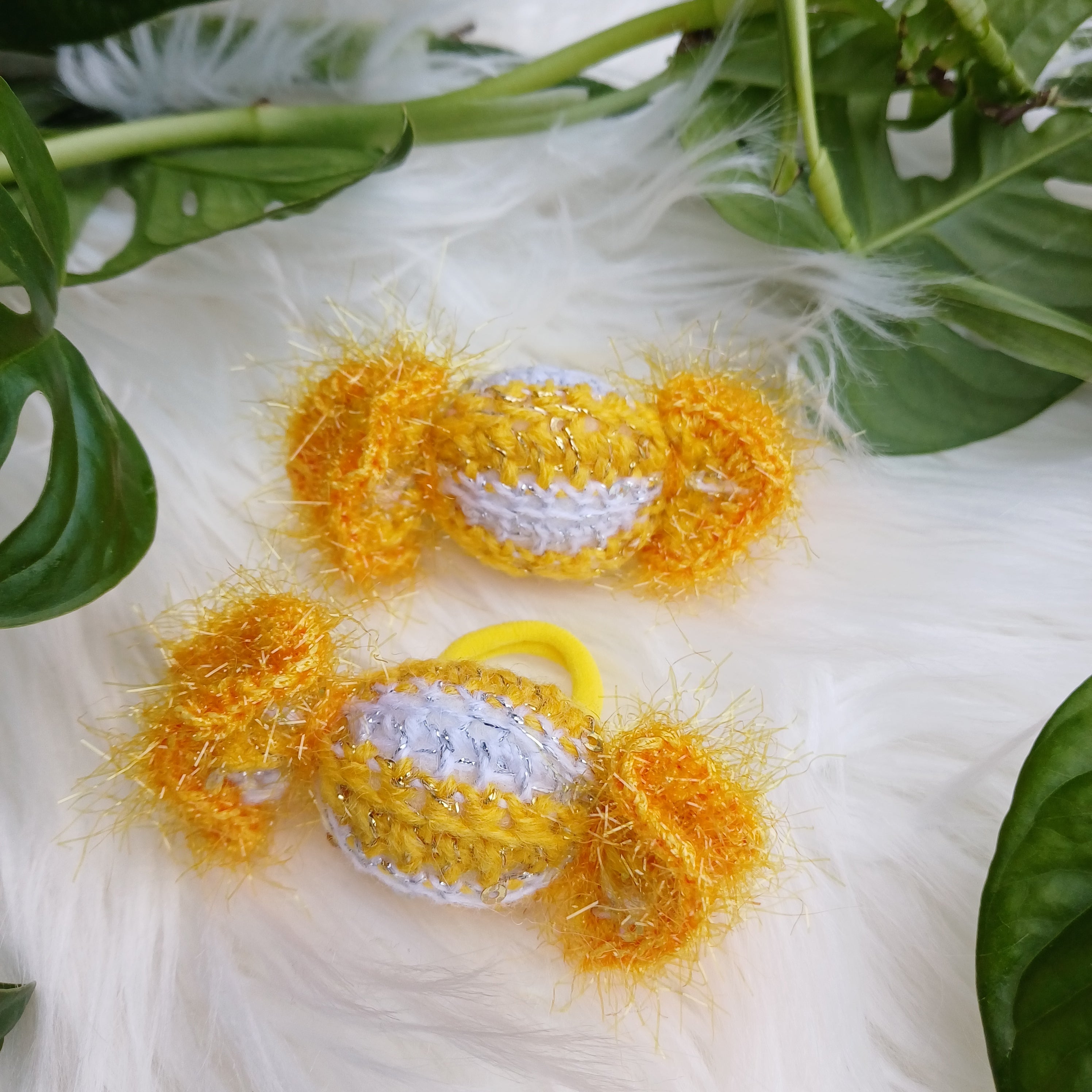 Rankų darbo plaukų gumelės Citrinos S dydis