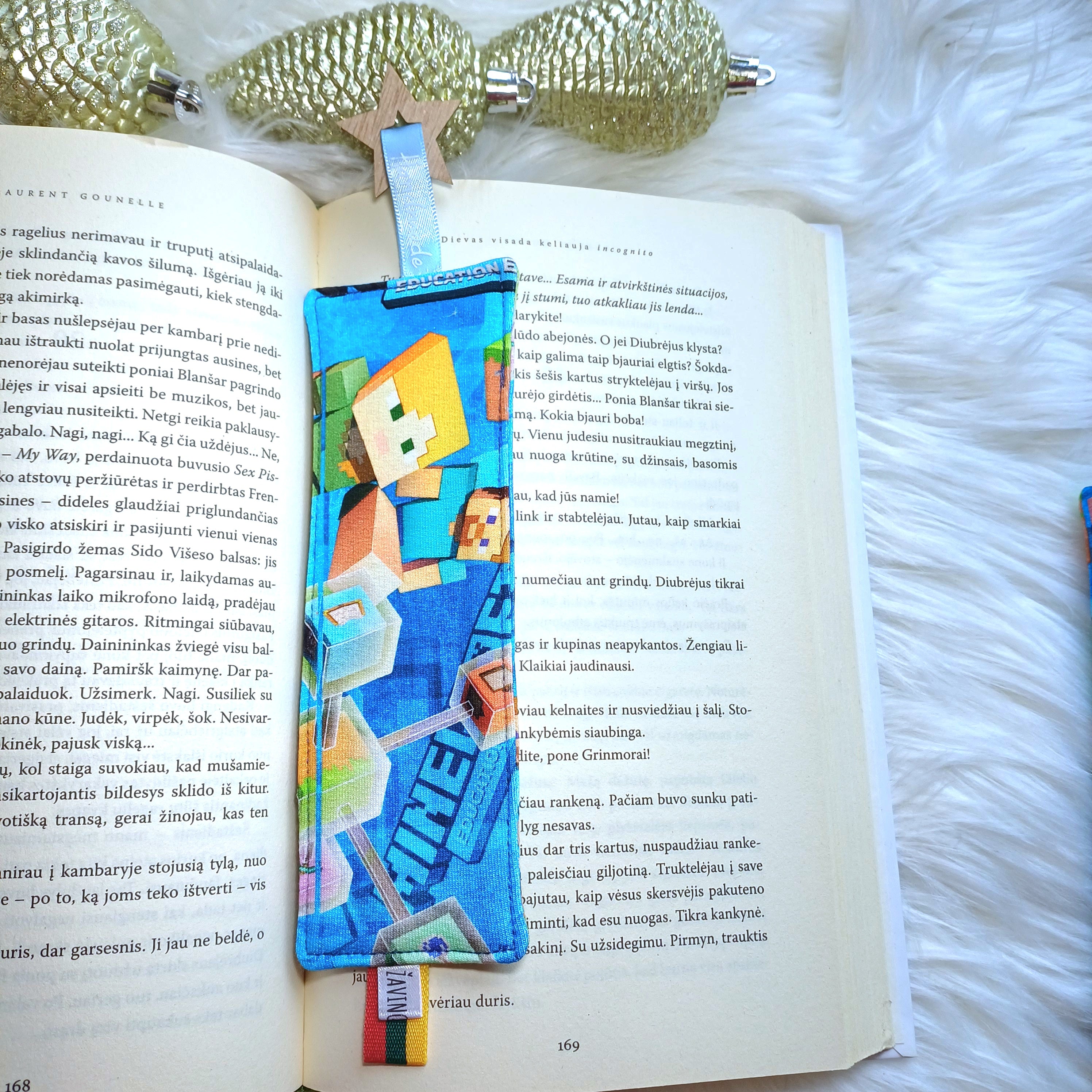 Rankų darbo - knygų skirtukai