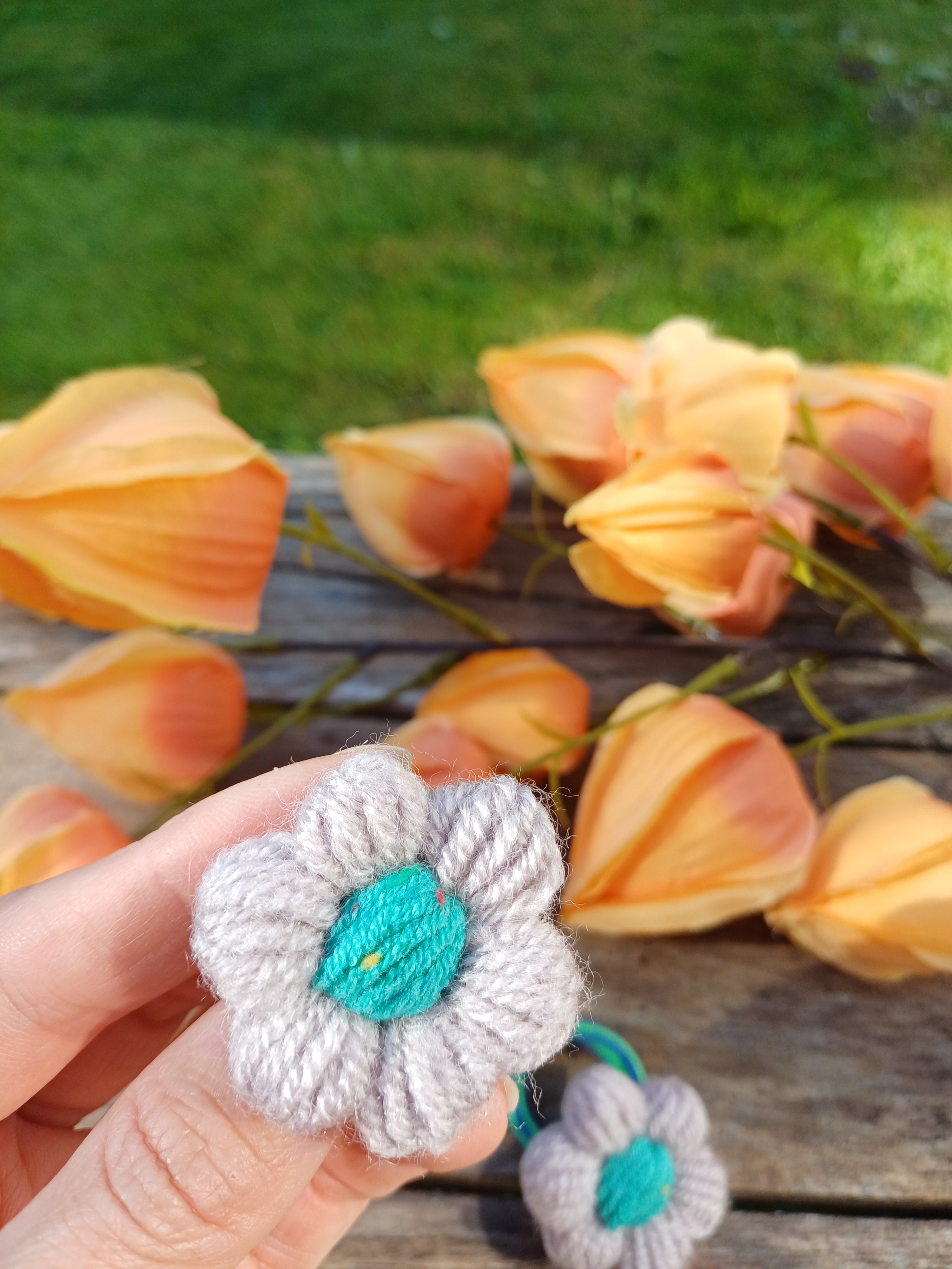 Gumelės pilkos su mėtiniu viduriuku