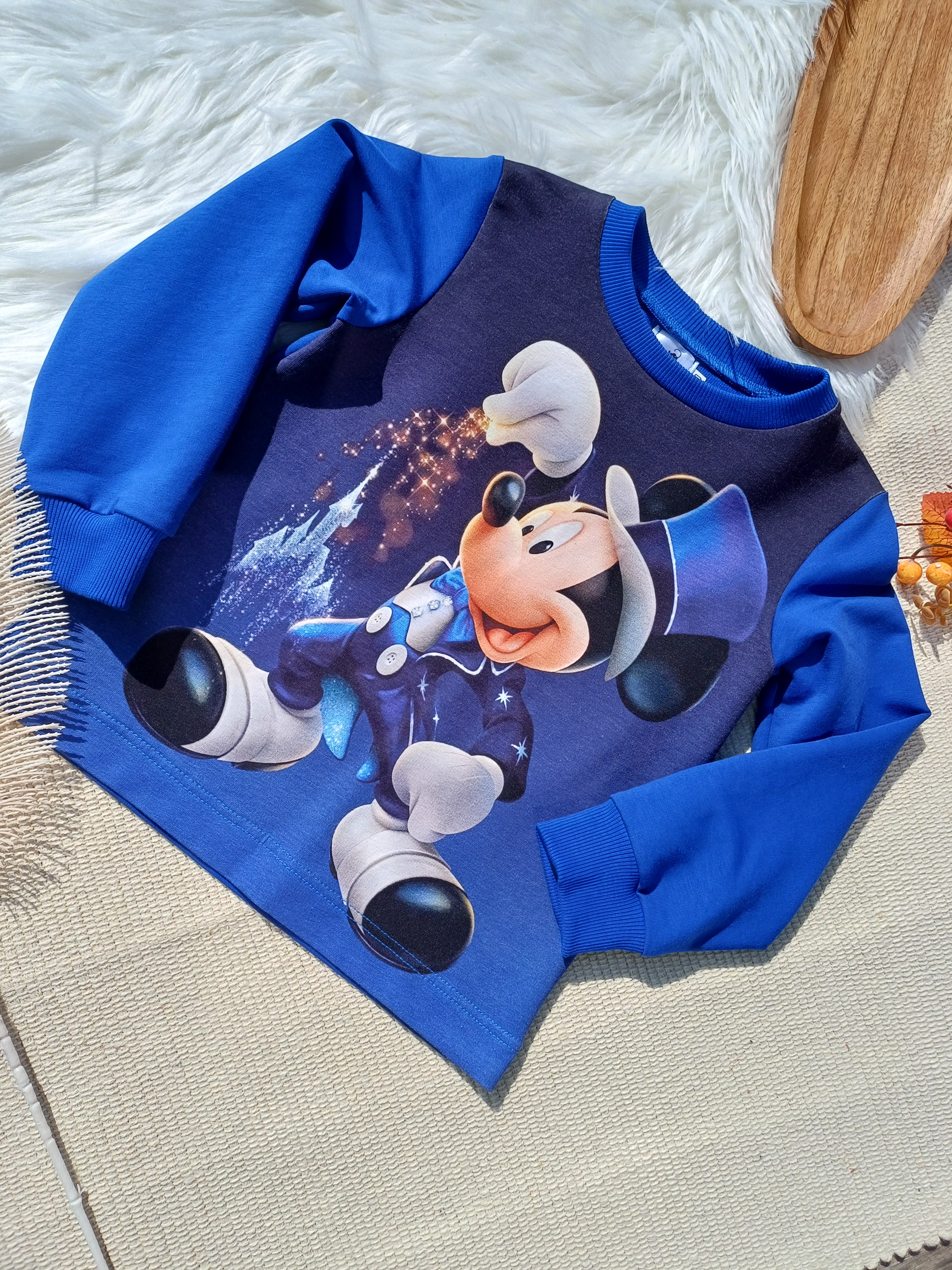 Džemperis "Mikis stebuklų šalyje" 110d