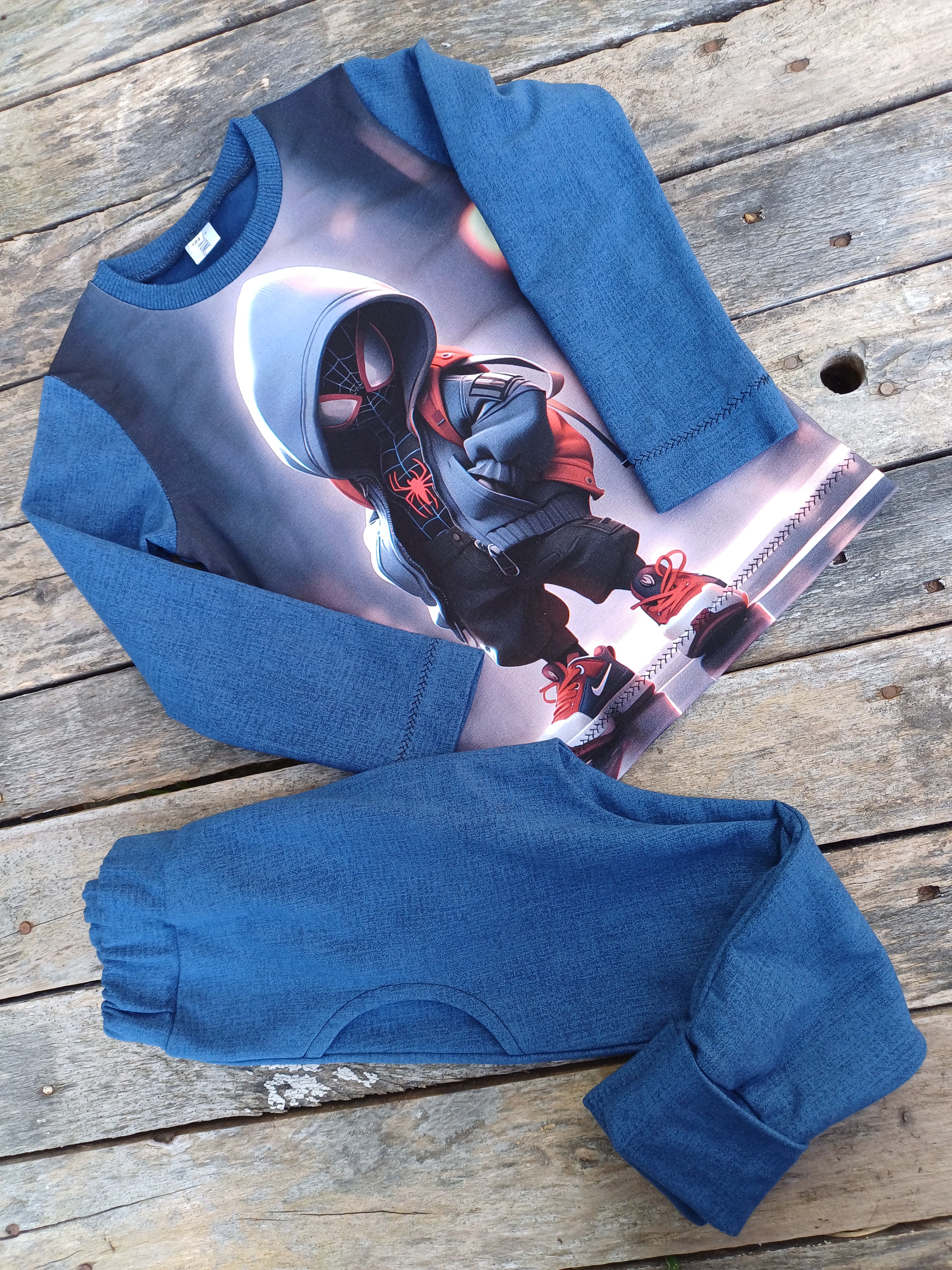 Kostiumėlis "Džinsinis voras"104d