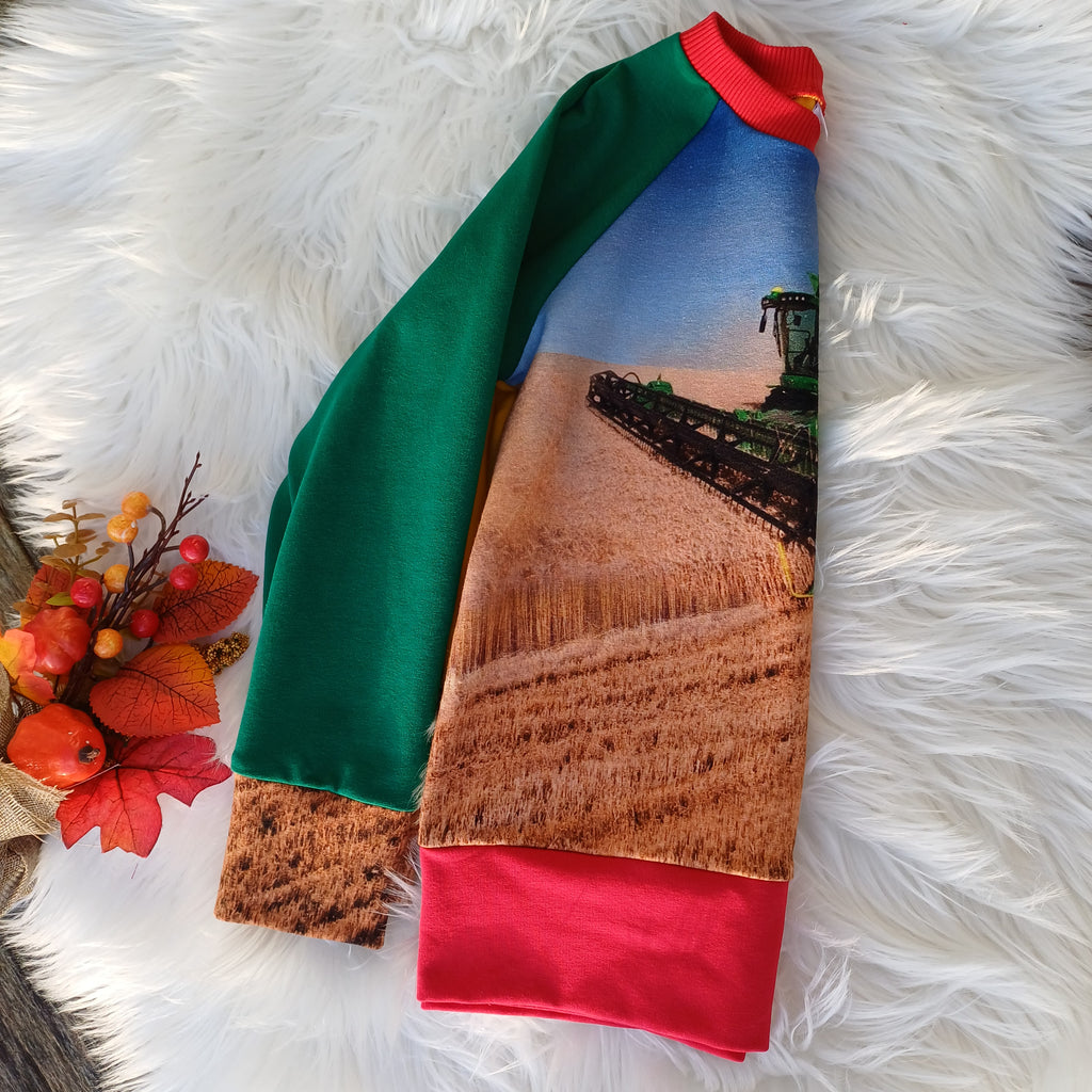 Vaikiškas rankų darbo džemperis su kombainu berniukams