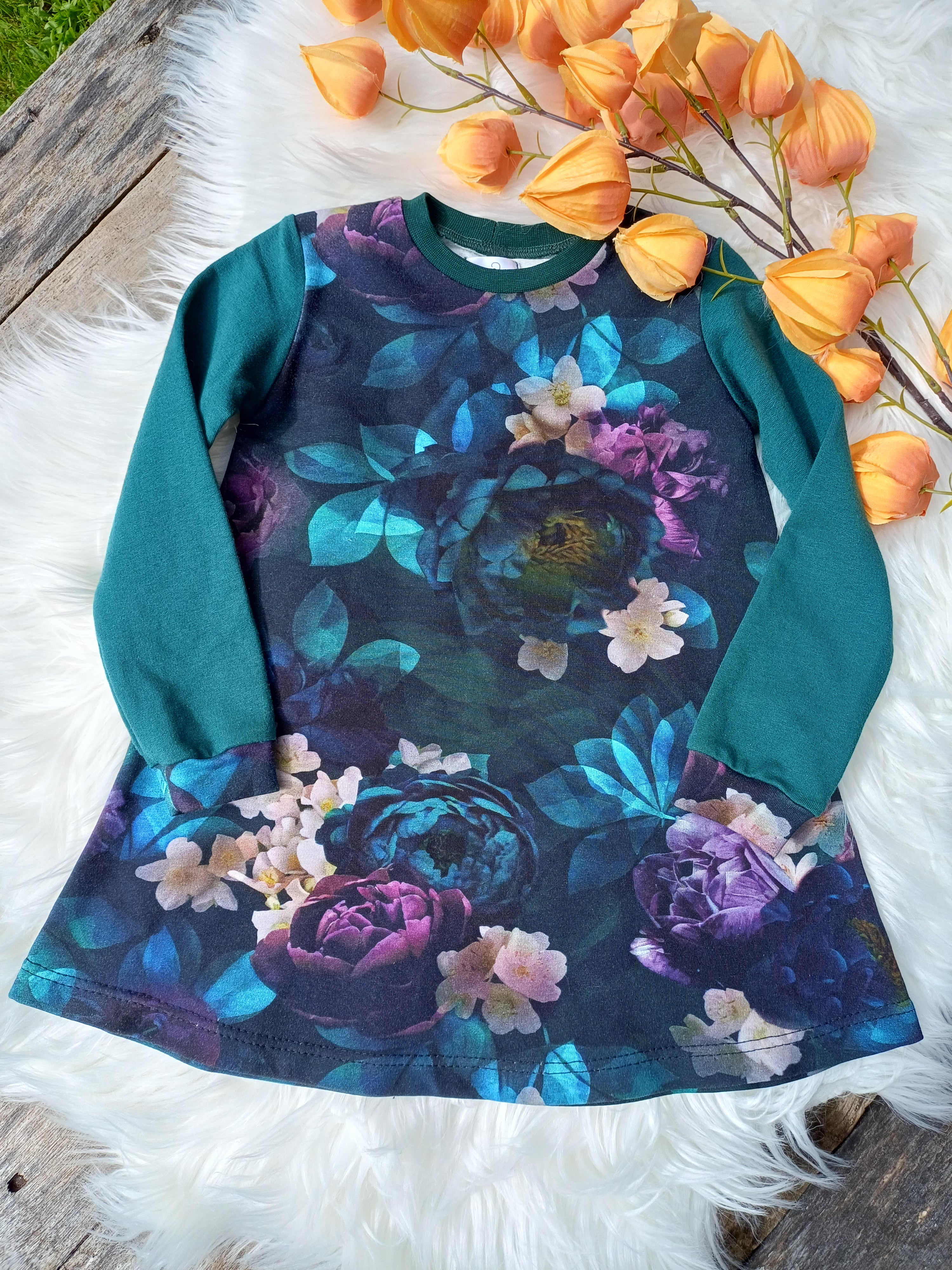 Suknelė "Žalios gėlės" 92d