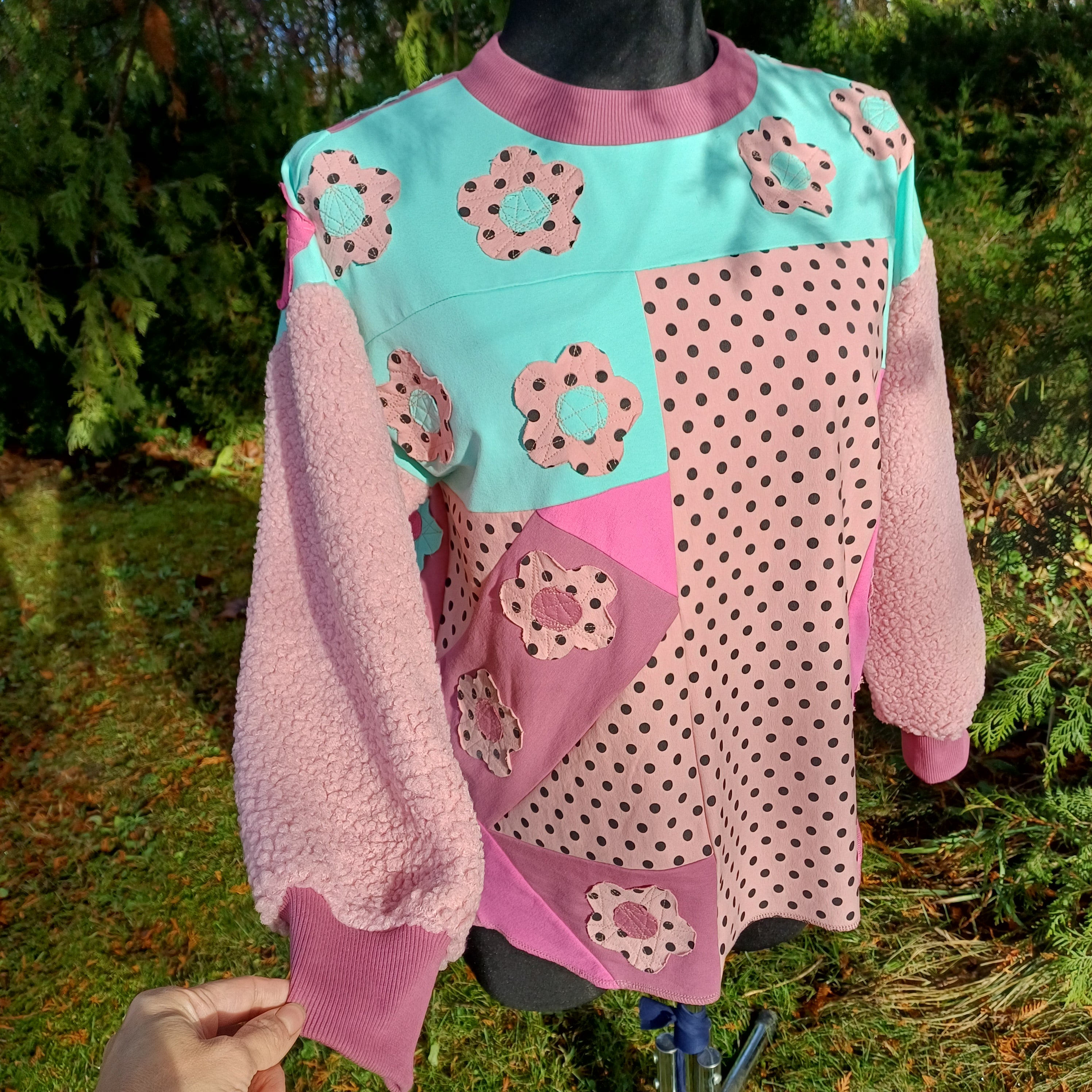 Džemperis rožinių ir mėtinių atspalvių ZERO WASTE