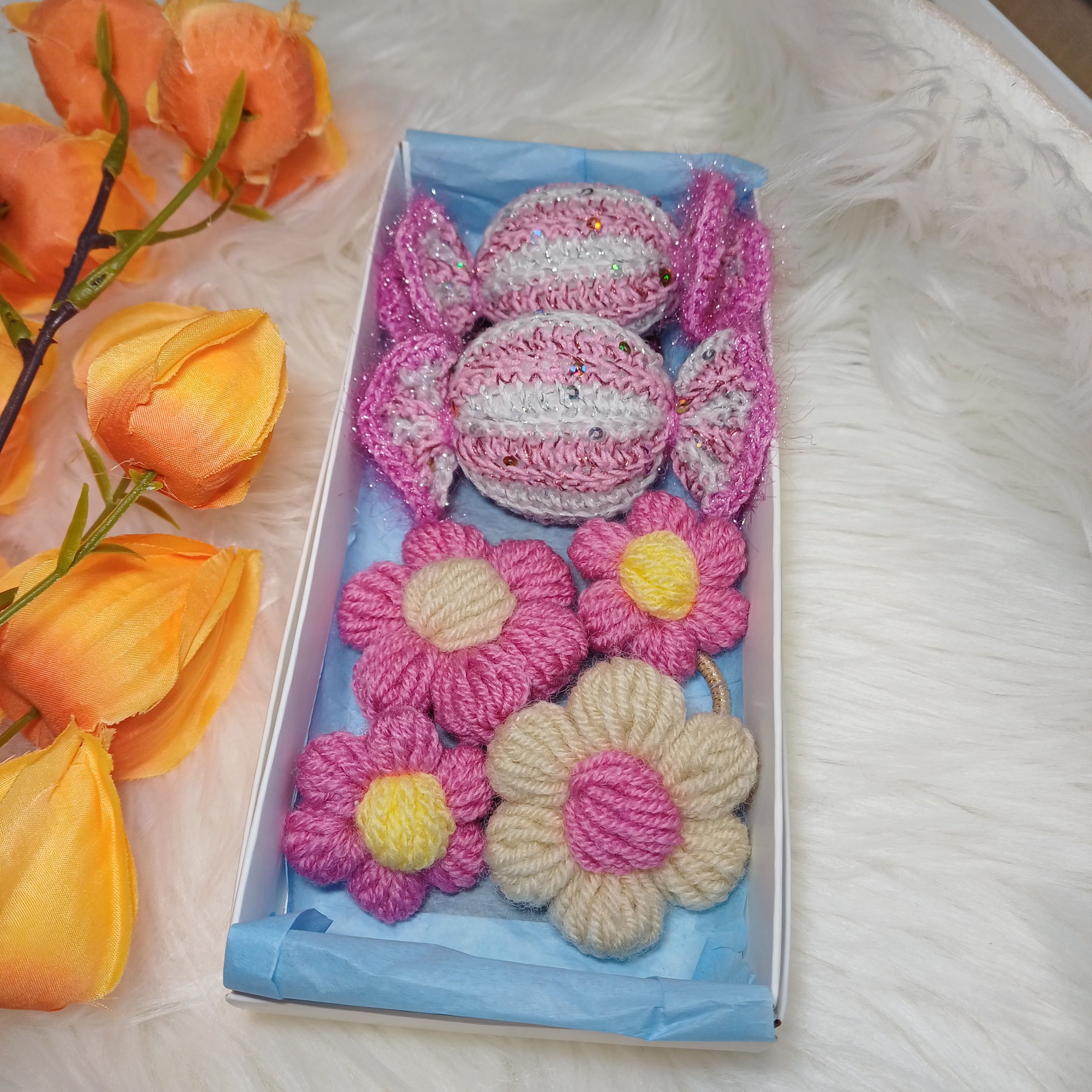 Rankų darbo plaukų aksesuarų rinkinys rožinės dienos