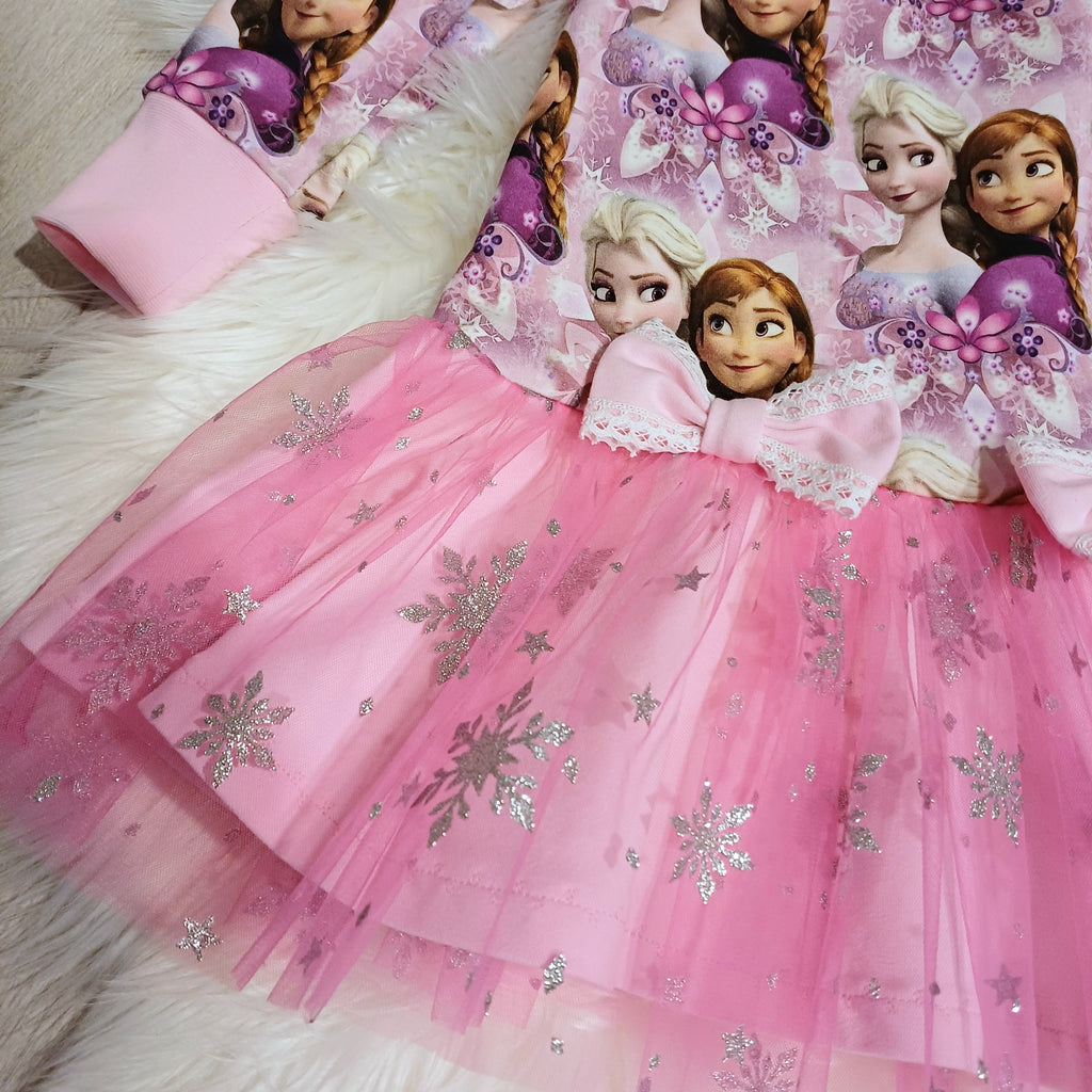 Rankų darbo rožinė, puošni suknelė mergaitėms