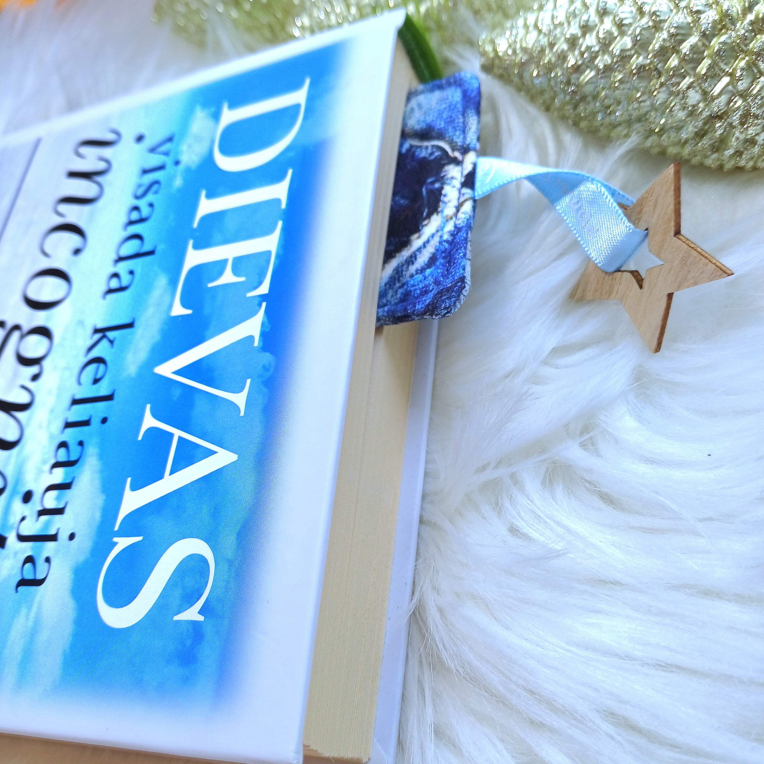 Rankų darbo - knygų skirtukai