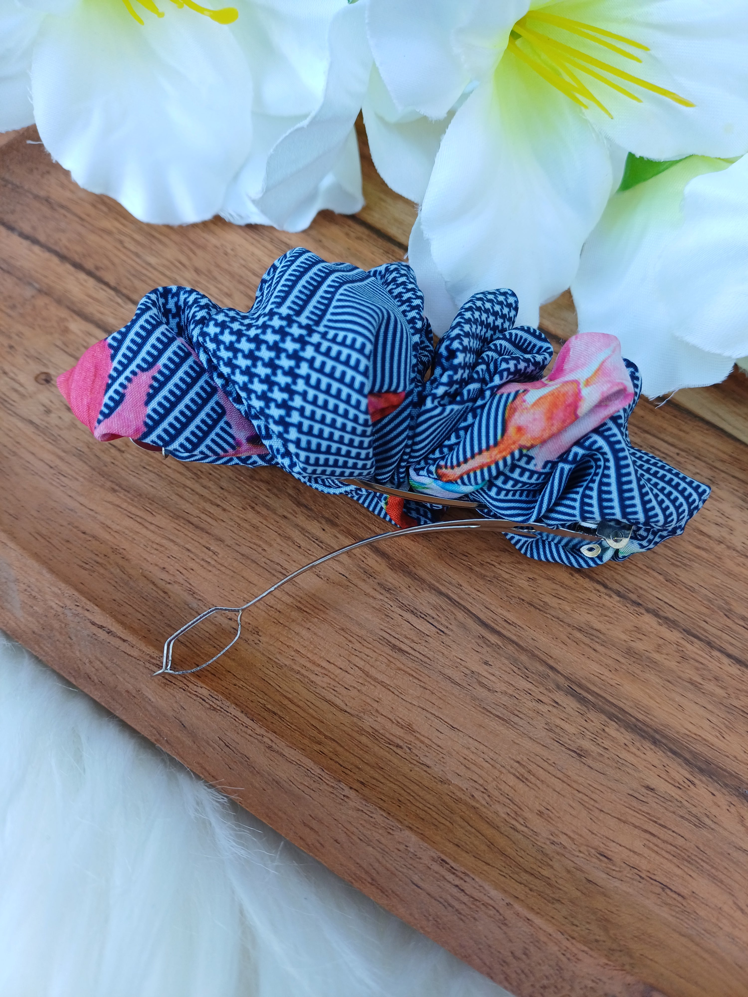 Segtukas "Kvadratai ir gėlės"