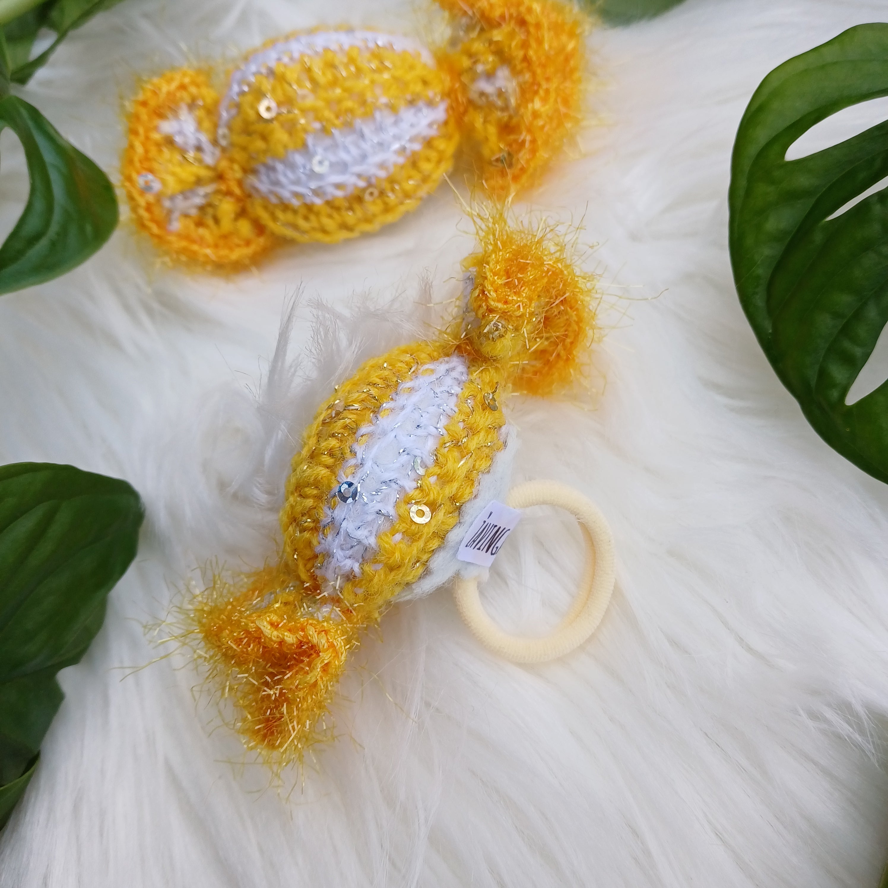 Rankų darbo plaukų gumelės Citrinos M dydis