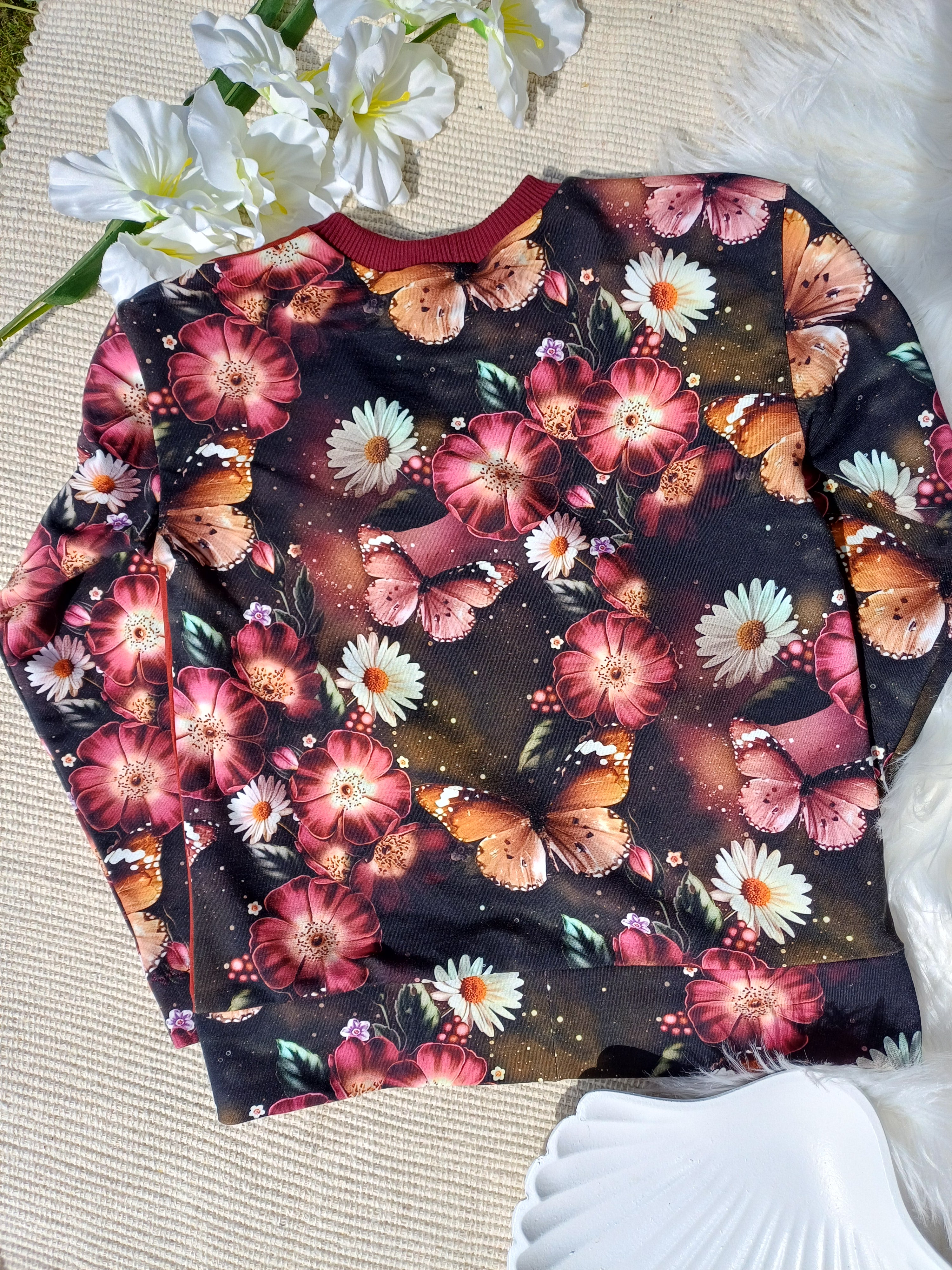 Bliuzonas "Zuikutė pievoje" 116d