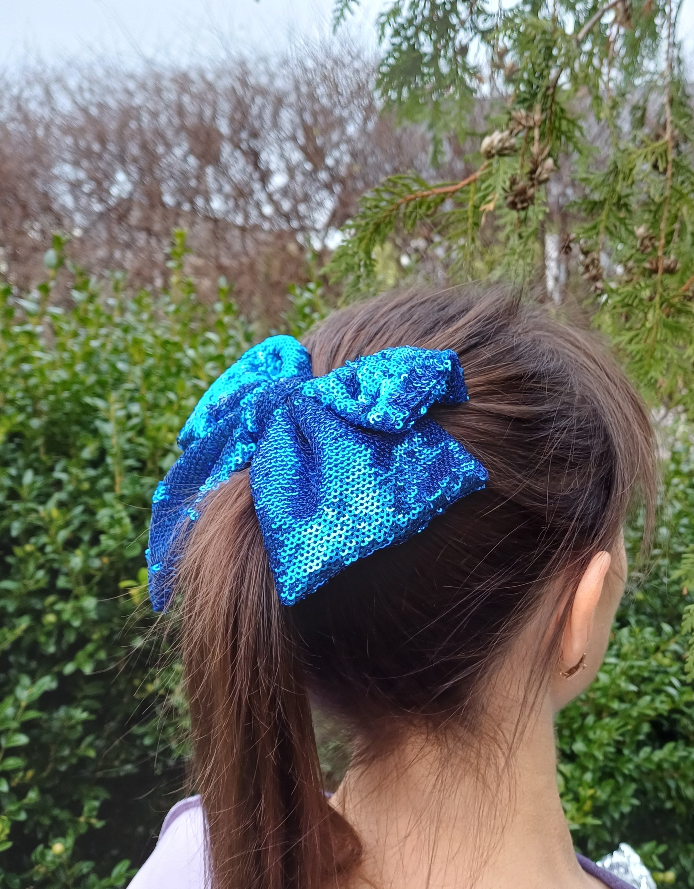 Rankų darbo kaspinas - segtukas mėlynas