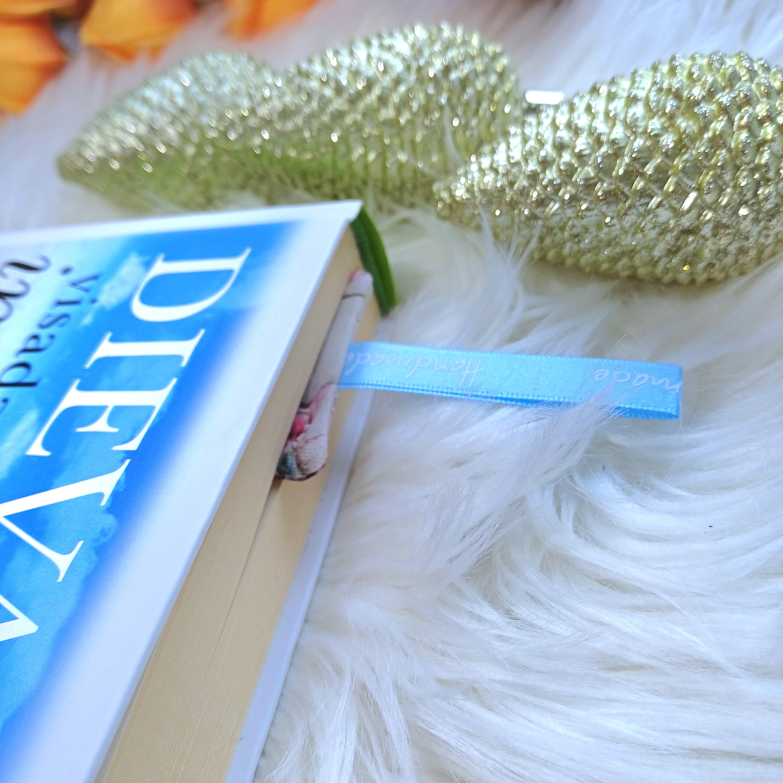 Rankų darbo - knygų skirtukas