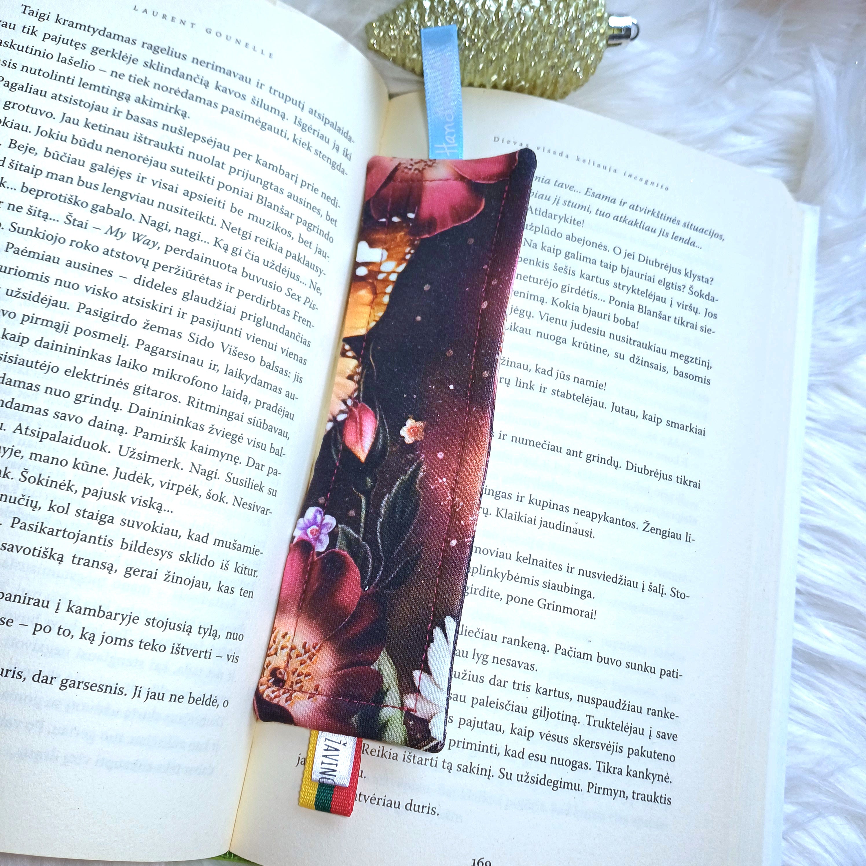 Rankų darbo - knygų skirtukas