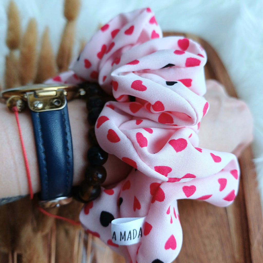 Plaukų gumelės Valentino dienai su širdelėmis