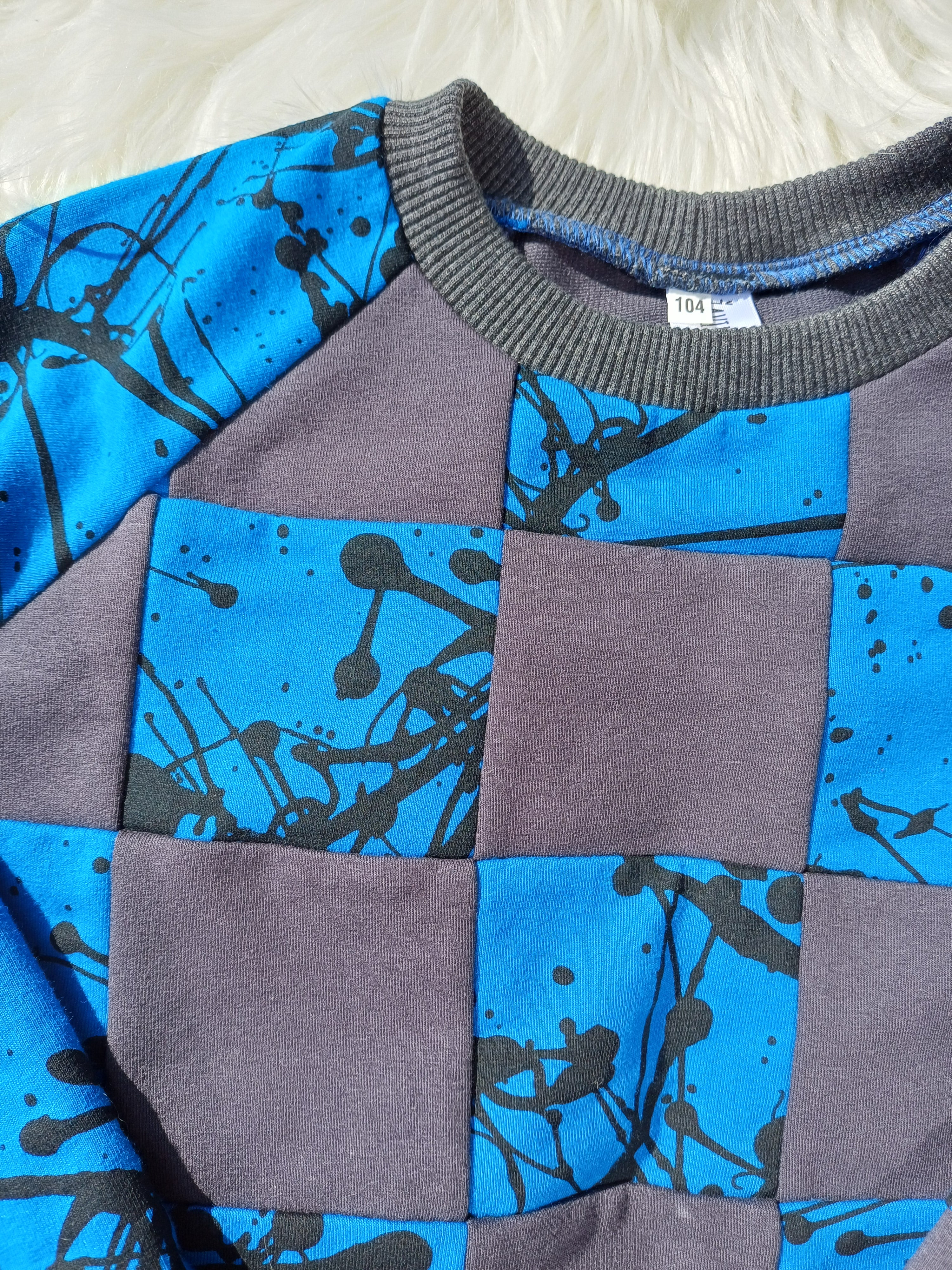 Džemperis "Kvadratai" 104d