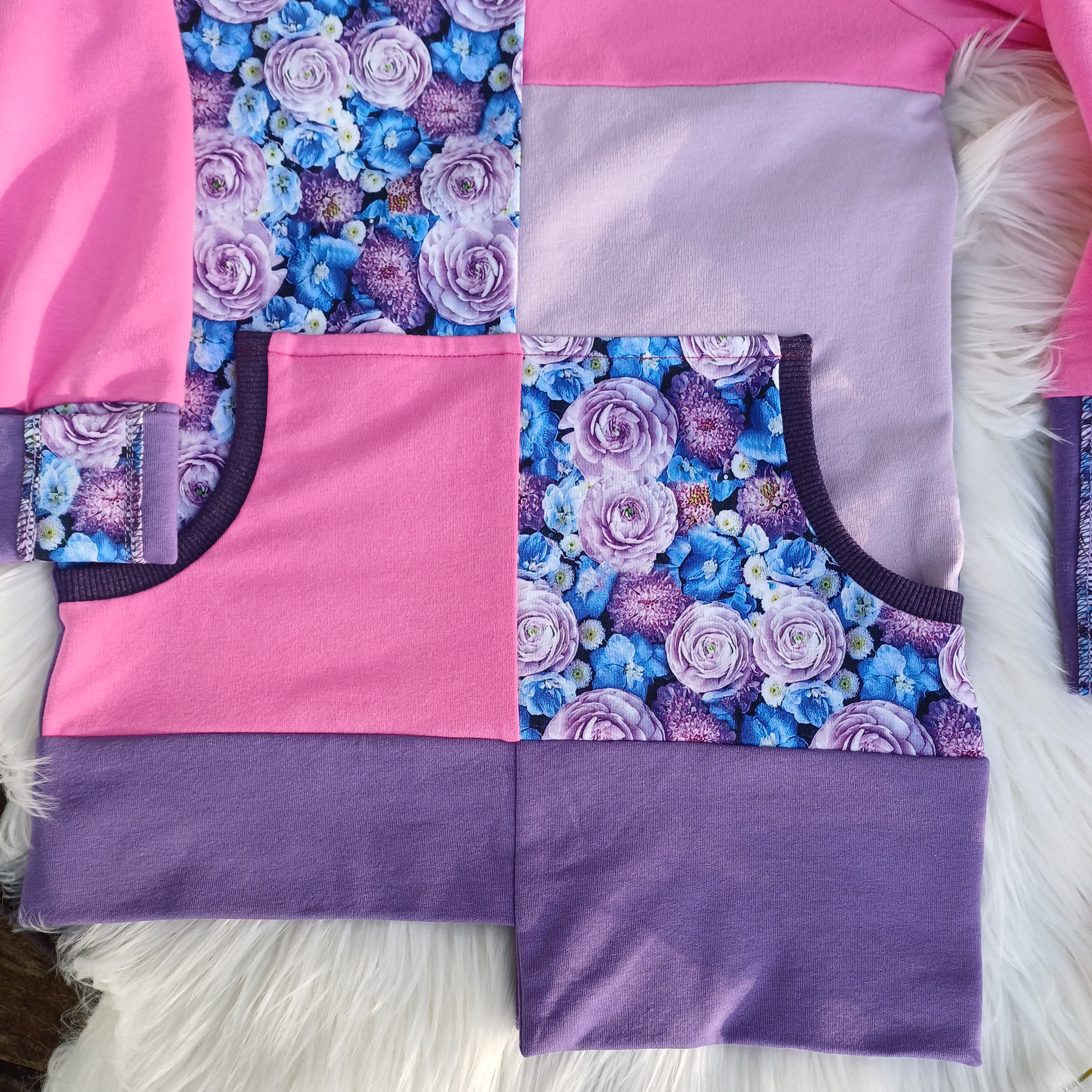 Rankų darbo, unikalus džemperis - tunika 122-134d