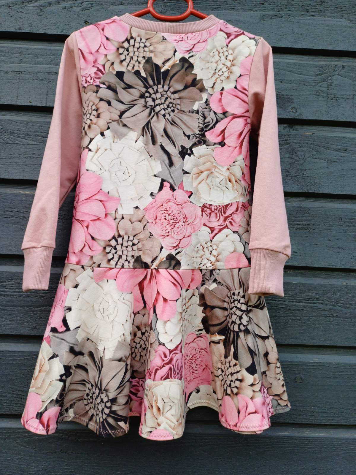 Suknelė "Gėlių mergaitė"