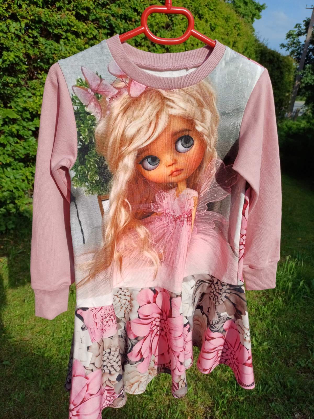 Suknelė "Gėlių mergaitė"